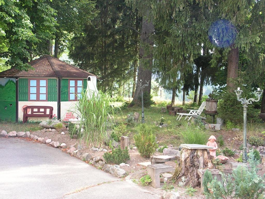 Hotel Sternen Lenzkirch Exterior photo